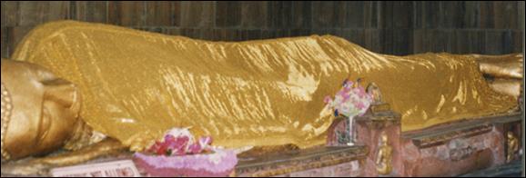 photo of Gupta Era reclining Buddha located in Mahaparinirvana Vihara, Kusinagar. Buddha entered parinirvana between 2 sal trees in Kusinagar.